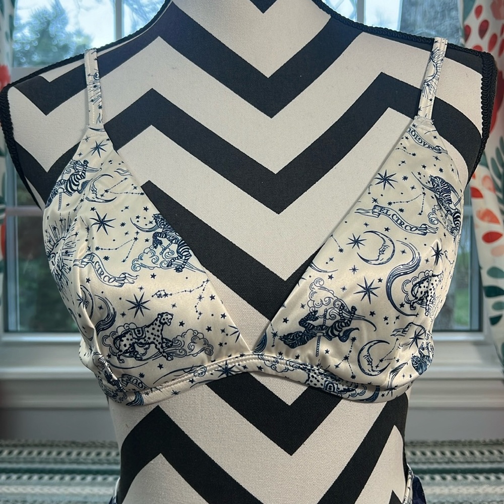 ASOS Design Celestial Print Satin Triangle Bra & High-Waist Briefs Set - Picture 2 of 14